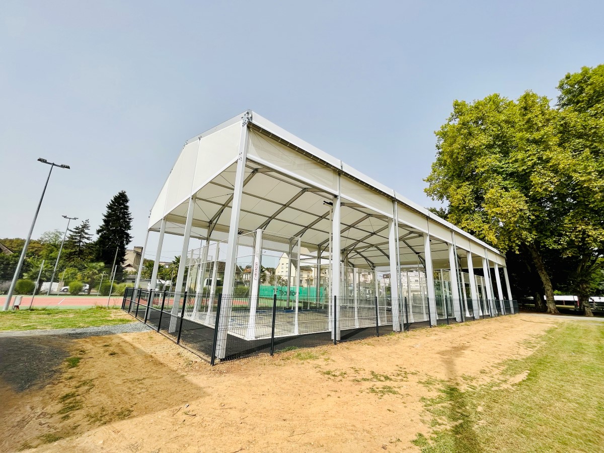 Losberger-De-Boer-Padel-Cover.jpeg